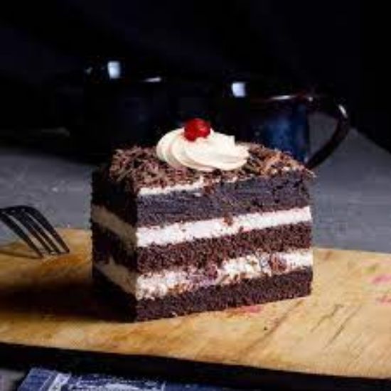 Picture of Rectangular Pastry Black Forest